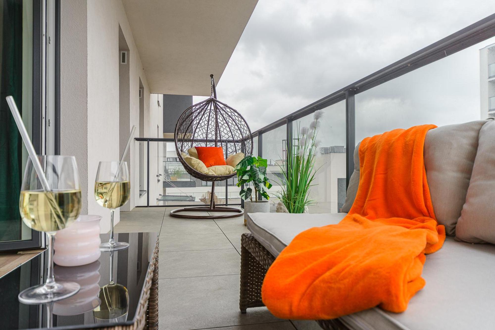 Lumina Stylish 3-Room Apart With Balcony Лодзь Екстер'єр фото