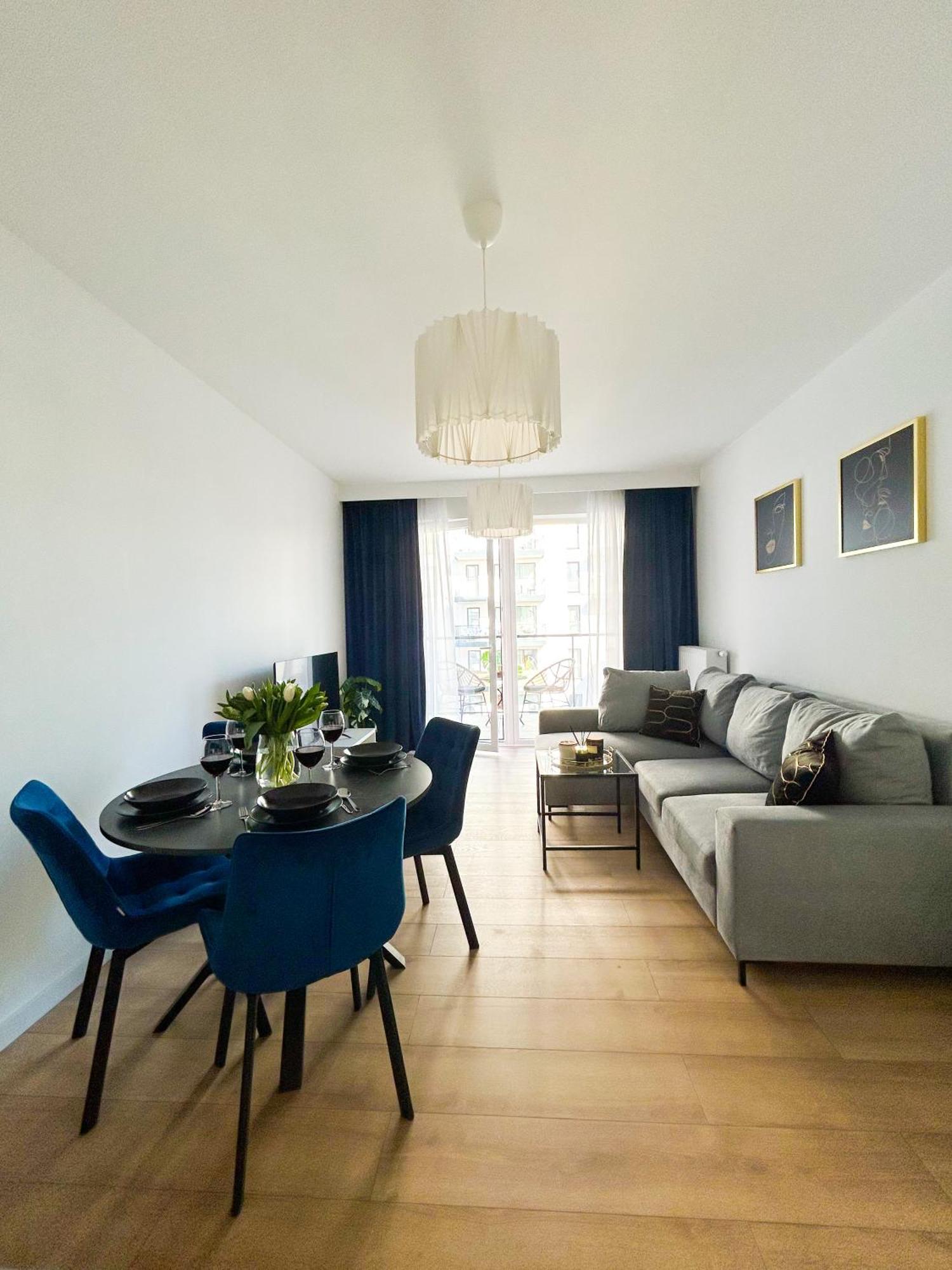 Lumina Stylish 3-Room Apart With Balcony Лодзь Екстер'єр фото