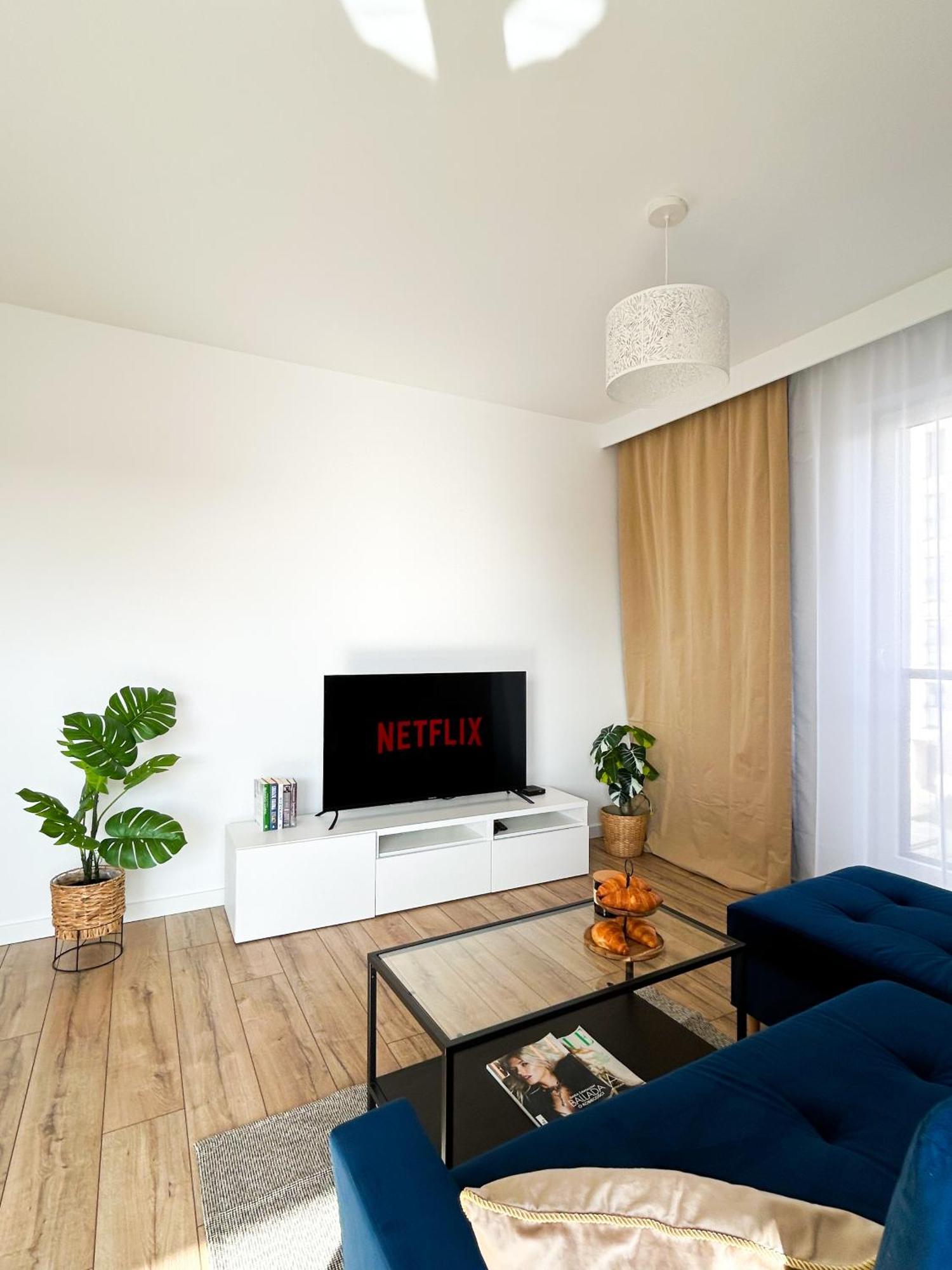 Lumina Stylish 3-Room Apart With Balcony Лодзь Екстер'єр фото
