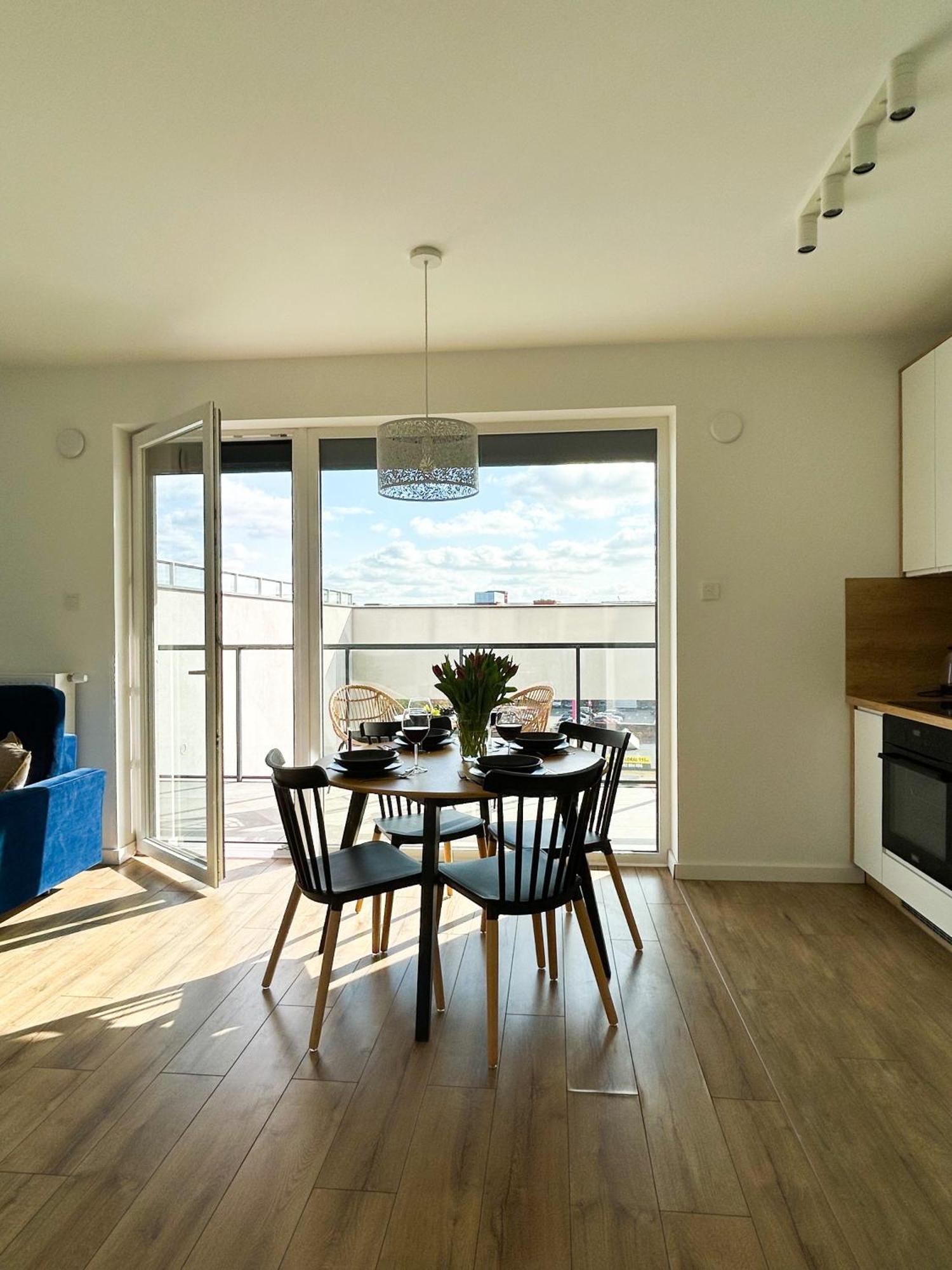 Lumina Stylish 3-Room Apart With Balcony Лодзь Екстер'єр фото