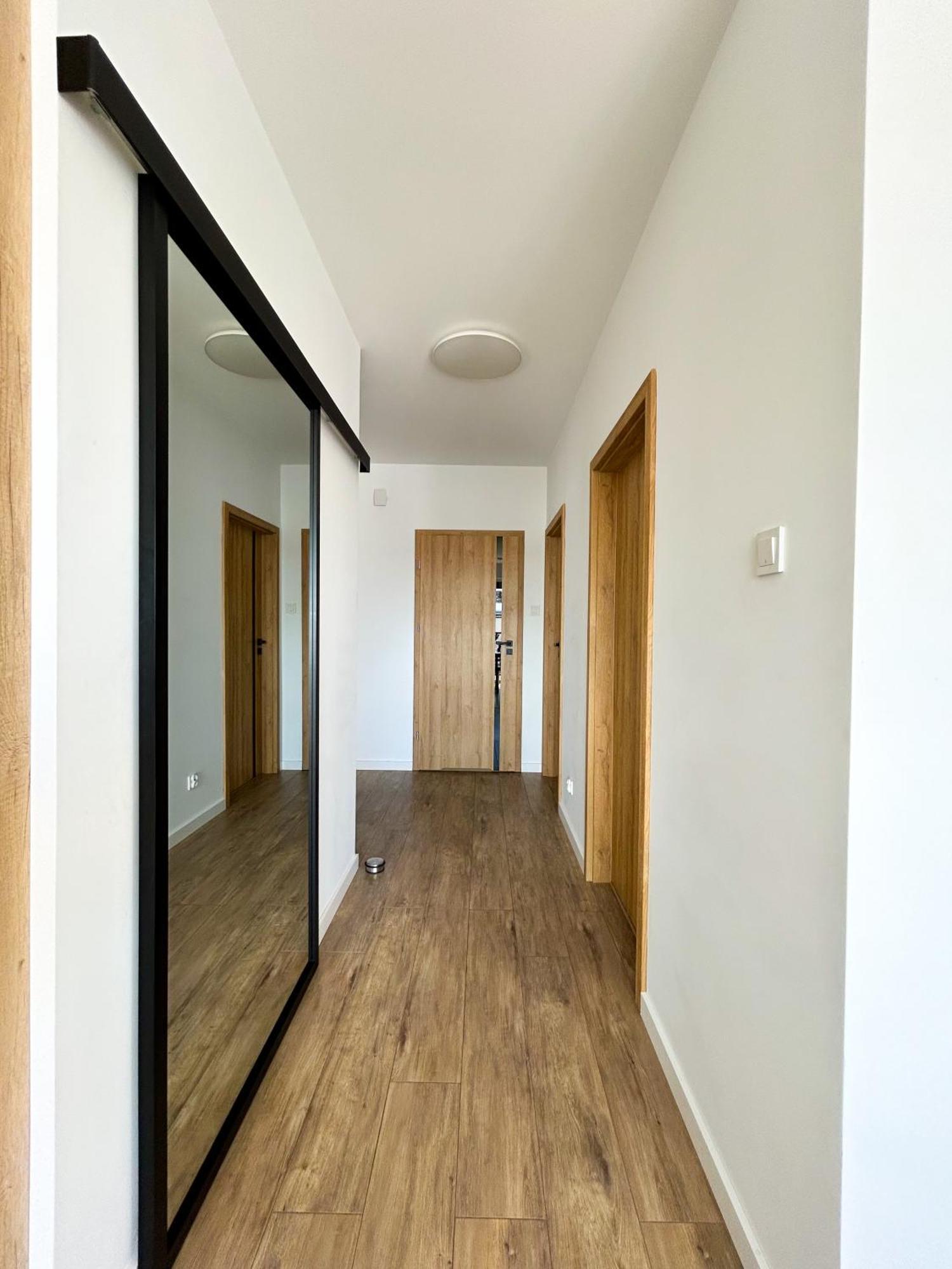 Lumina Stylish 3-Room Apart With Balcony Лодзь Екстер'єр фото