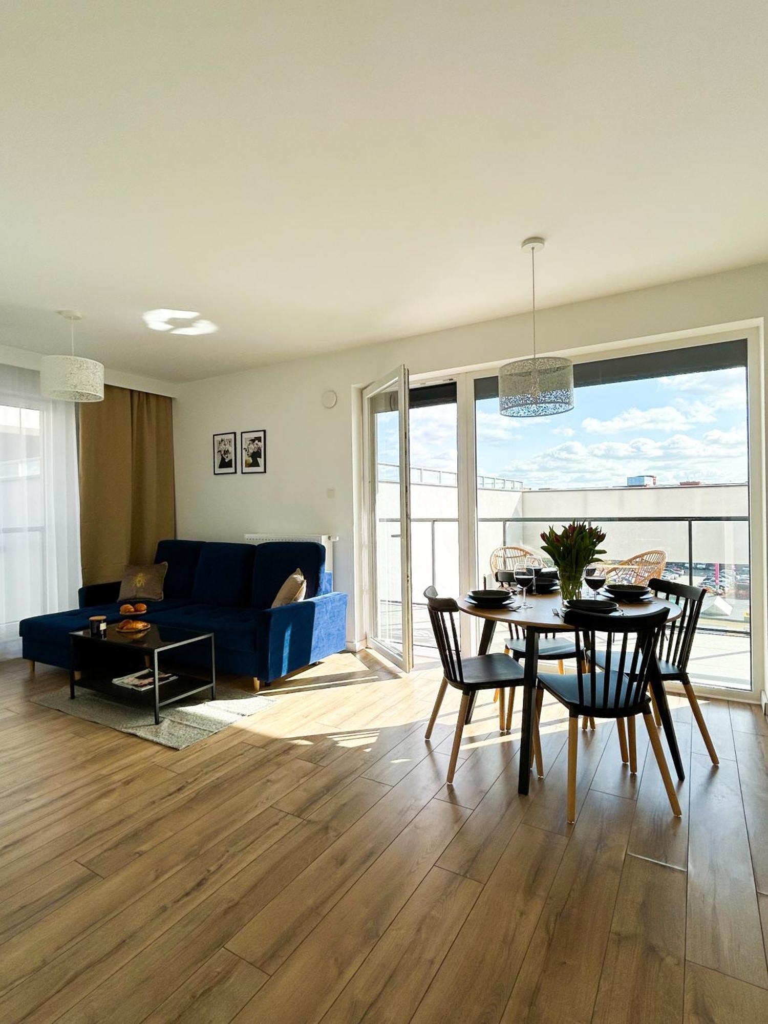 Lumina Stylish 3-Room Apart With Balcony Лодзь Екстер'єр фото